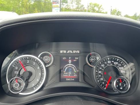 Used 2023 RAM 2500 Big Horn w/ Level 1 Equipment Group AWD/4WD image 11