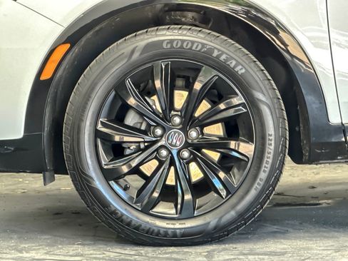 Used 2025 Buick Envista Sport Touring FWD image 24