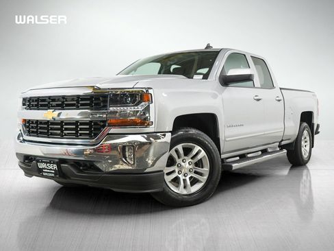 Used 2018 Chevrolet Silverado 1500 LT w/ All Star Edition AWD/4WD image 1