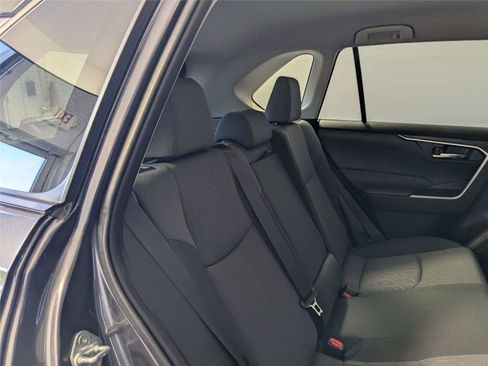 Used 2025 Toyota RAV4 XLE image 28