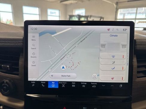 Used 2023 Ford Expedition Max Limited image 45