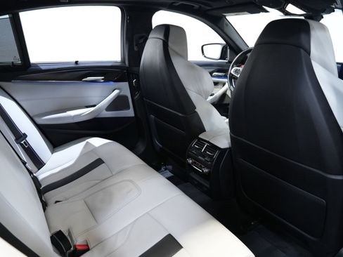 Used 2019 BMW M5 w/ Executive Package image 37