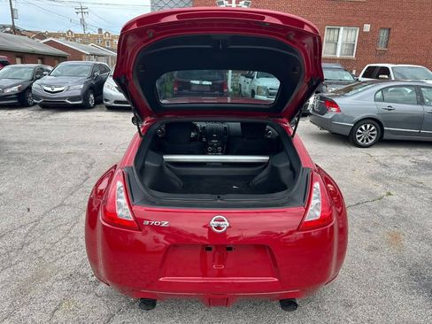 Used 2013 Nissan 370Z Coupe RWD image 23