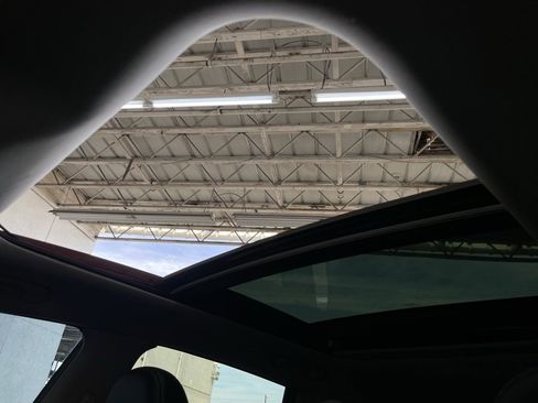 Used 2015 Nissan Murano Platinum w/ Platinum Technology Package image 42