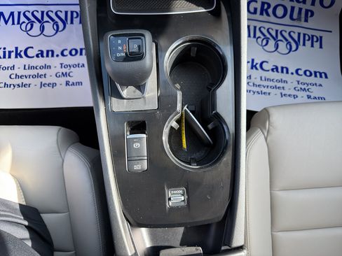 Used 2025 Nissan Rogue SL w/ Tech Package FWD image 22