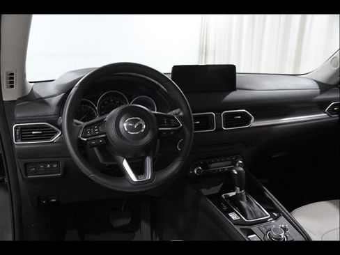 Certified 2025 MAZDA CX-5 AWD 2.5 S w/ Preferred Package image 6