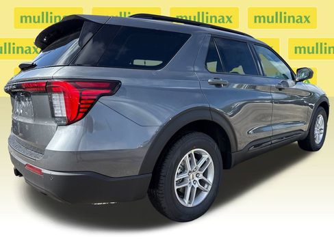 New 2026 Ford Explorer Active image 14