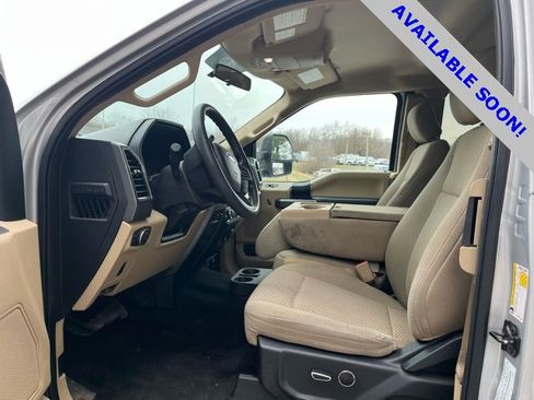 Used 2019 Ford F250 XLT w/ XLT Value Package image 13