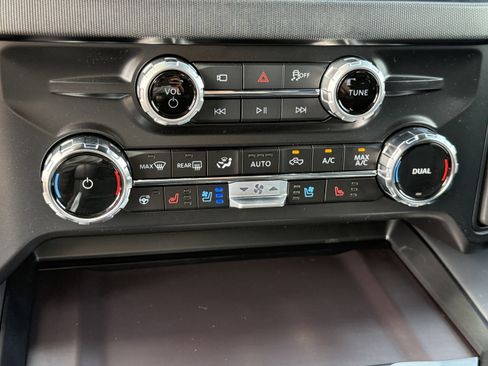 New 2026 Ford F350 Platinum AWD/4WD image 23