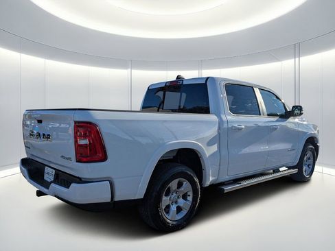 New 2026 RAM 1500 4x4 Crew Cab image 4
