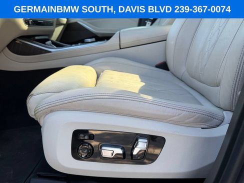 Used 2023 BMW X7 xDrive40i w/ Executive Package AWD/4WD image 19