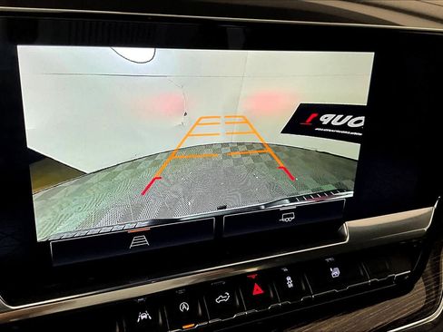 Used 2024 GMC Sierra 1500 Elevation image 26