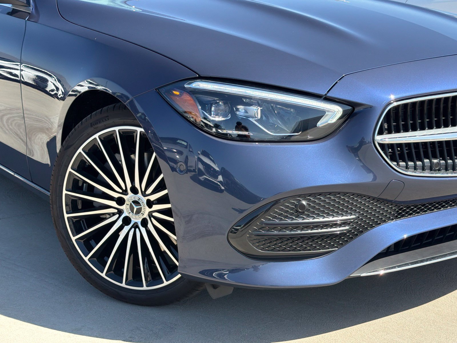 New 2026 Mercedes-Benz C 300 4MATIC Sedan image 4