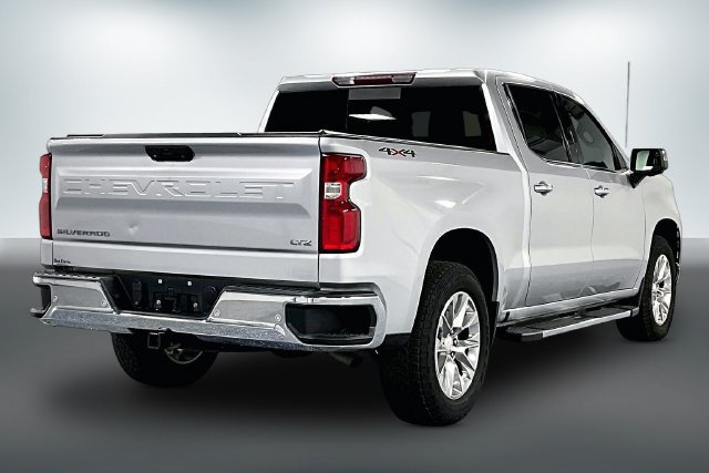 Used 2020 Chevrolet Silverado 1500 LTZ w/ LTZ Plus Package AWD/4WD image 7