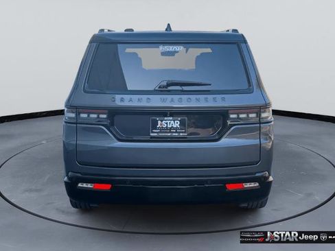 Used 2025 Jeep Grand Wagoneer Series III w/ Rear Seat Video Group 1 AWD/4WD image 6