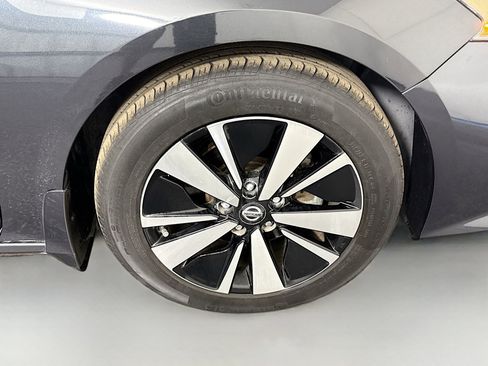 Used 2021 Nissan Altima 2.5 SV image 32