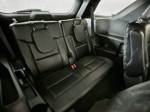 Used 2020 Ford Explorer Limited AWD/4WD image 30
