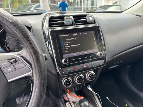 Used 2021 Mitsubishi Outlander Sport SE image 4