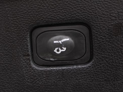 Used 2023 Ford Edge ST-Line image 10