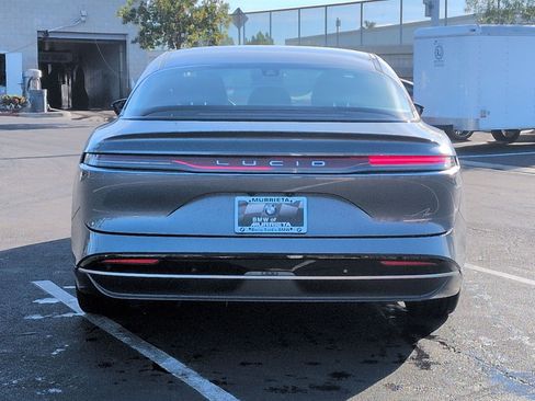 Used 2024 Lucid Air Touring image 9