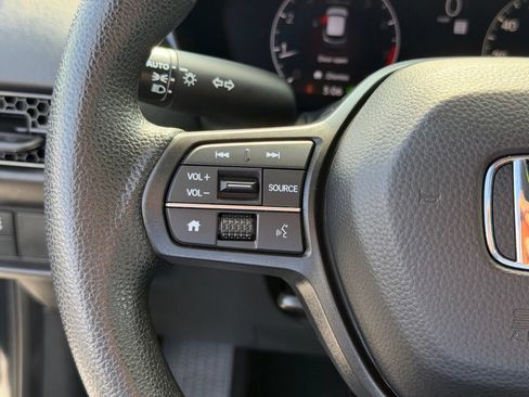 Used 2024 Honda HR-V LX image 14