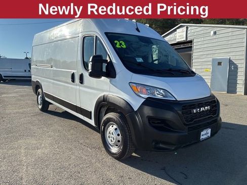 Used 2023 RAM ProMaster 2500 FWD image 1