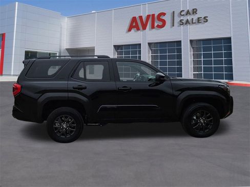 Used 2025 Toyota 4Runner SR5 image 7