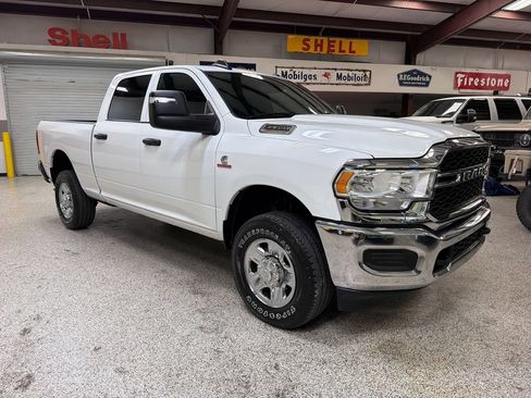 Used 2023 RAM 2500 Tradesman AWD/4WD image 11