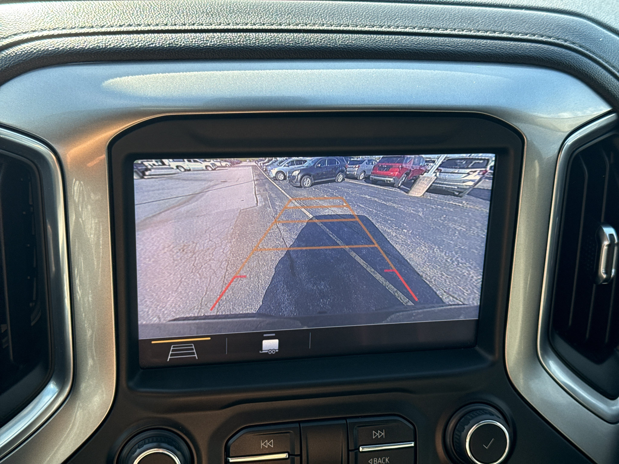 Certified 2019 Chevrolet Silverado 1500 LT Trail Boss AWD/4WD image 8