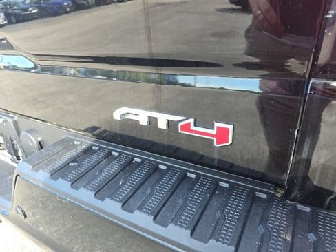Used 2024 GMC Sierra 1500 AT4 w/ Technology Package AWD/4WD image 47