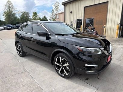 Used 2022 Nissan Rogue Sport SL w/ Premium Package