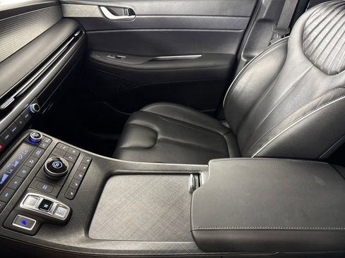 Used 2023 Hyundai Palisade Limited image 22
