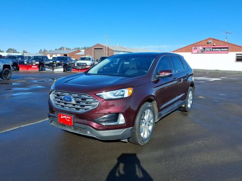 Used 2019 Ford Edge Titanium w/ Cold Weather Package image 2