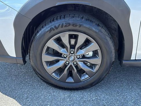 Certified 2025 Subaru Outback Onyx Edition AWD/4WD image 10