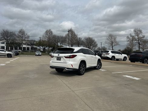 Used 2021 Lexus RX 350L FWD w/ Premium Package image 4