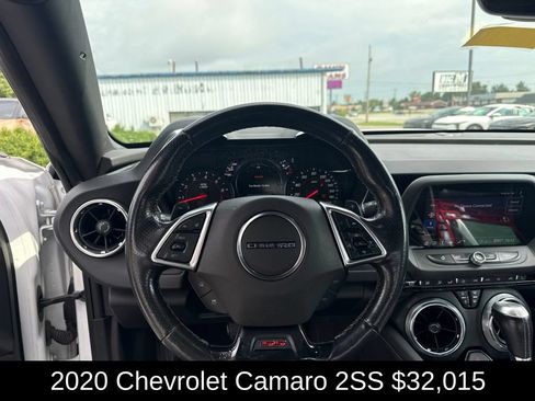 Used 2020 Chevrolet Camaro SS RWD image 10
