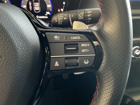 Certified 2025 Acura ADX A-Spec image 13