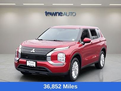Used 2024 Mitsubishi Outlander ES