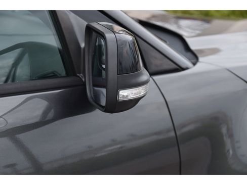 Used 2017 Ford Explorer XLT w/ Equipment Group 201A image 29