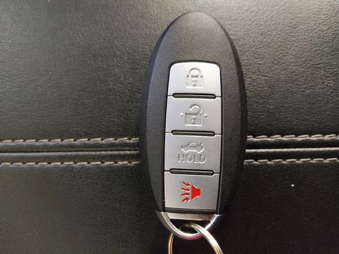 Used 2022 Nissan Sentra S w/ Electronics Package FWD image 32