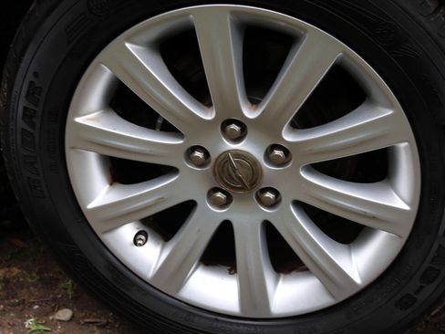 Used 2013 Chrysler 200 Touring image 34