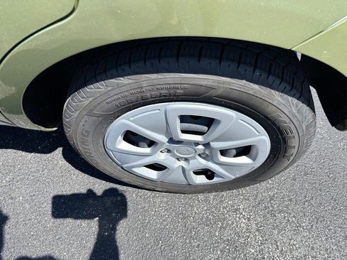 Used 2012 Kia Soul FWD image 11