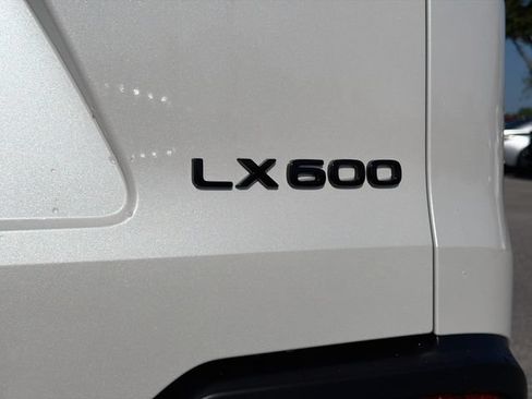 New 2026 Lexus LX 600 4WD w/ Luxury Package image 11