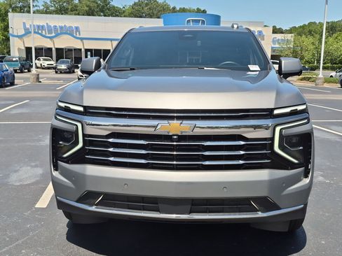 Used 2025 Chevrolet Tahoe LT AWD/4WD image 8