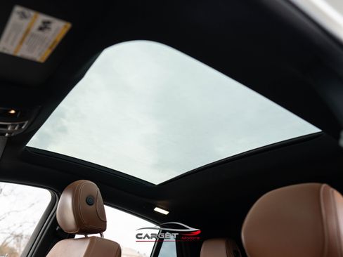 Used 2019 Mercedes-Benz GLE 43 AMG 4MATIC image 37