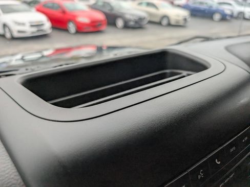 Used 2018 Jeep Wrangler Sport image 20