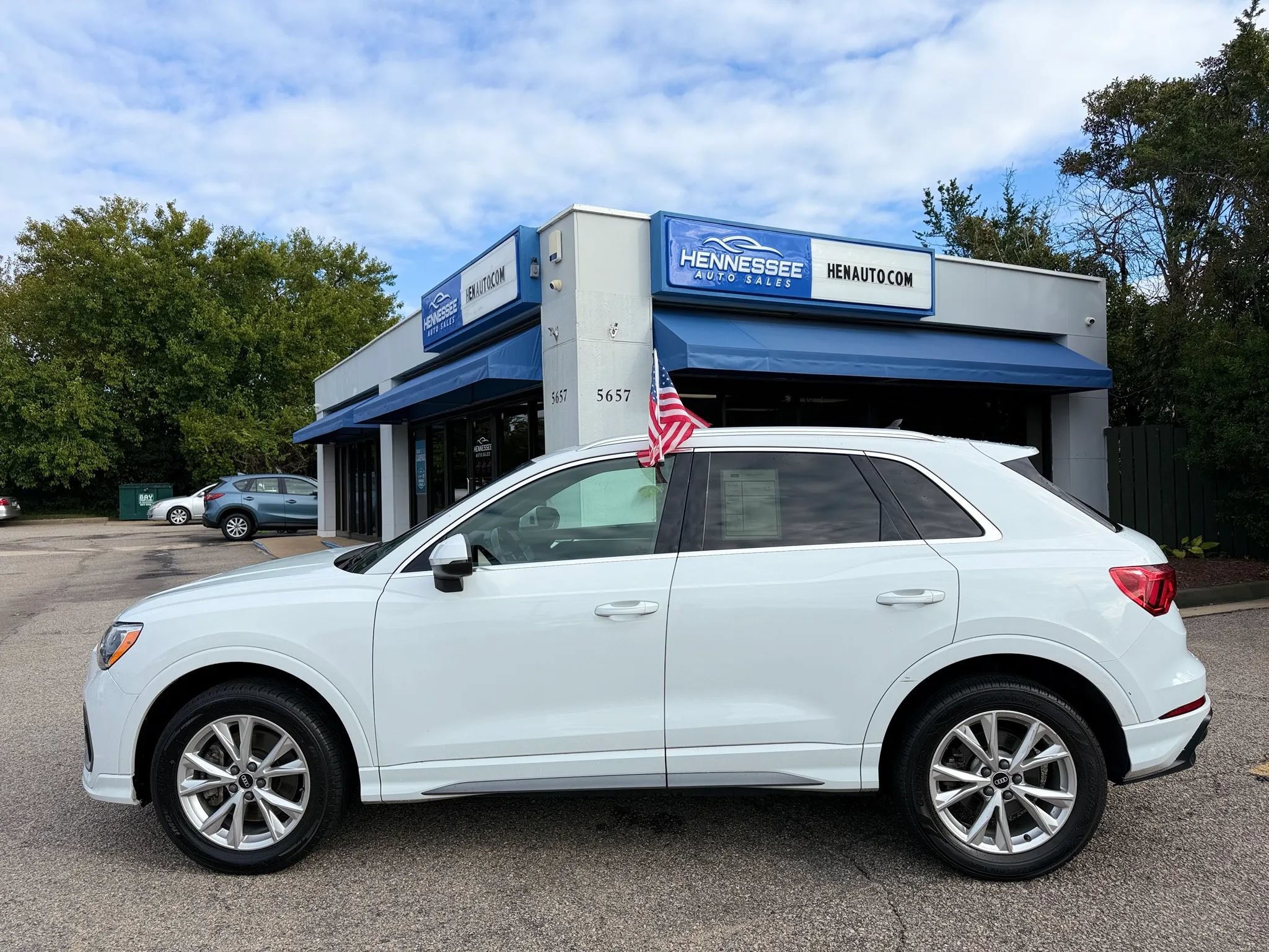 Used 2021 Audi Q3 2.0T Premium w/ Convenience Package AWD/4WD image 8