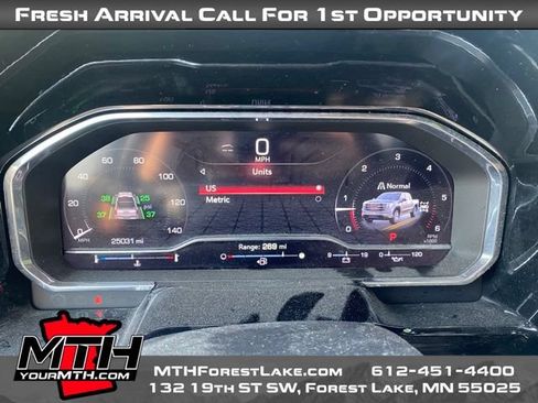 Used 2024 GMC Sierra 1500 Elevation w/ Elevation Premium Package AWD/4WD image 13