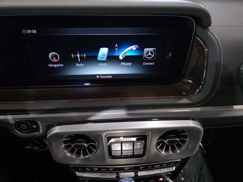 Used 2022 Mercedes-Benz G 63 AMG 4MATIC image 22