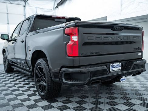 Used 2025 Chevrolet Silverado 1500 High Country w/ Midnight Edition AWD/4WD image 5